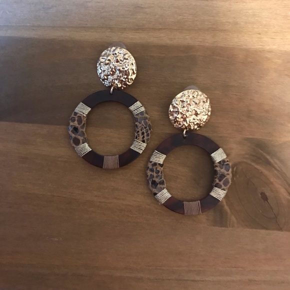 Statement Earrings - Picture 1 of 3